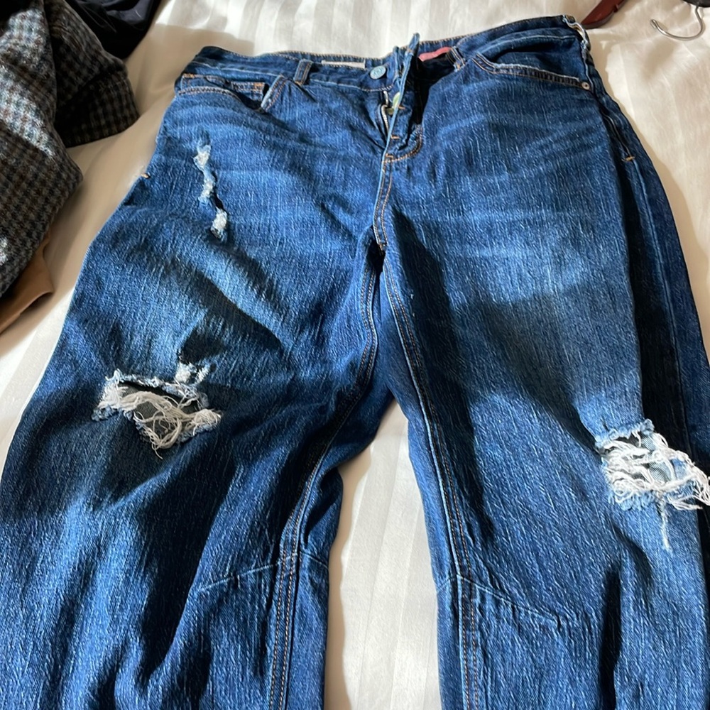 Pilcro high waist distressed jeans waist 29